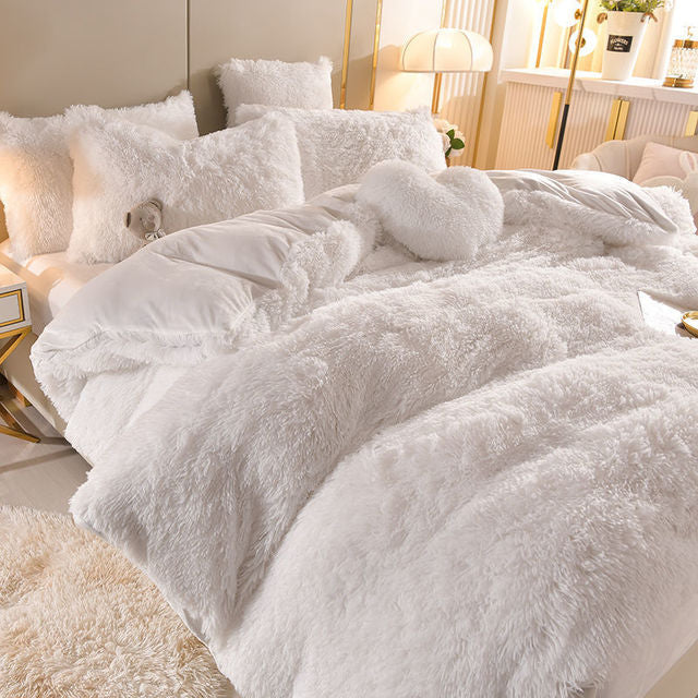 Comfy Dreams™ | Luxe Pluche Beddengoed | 5-delige Set + Gratis Hartkussen