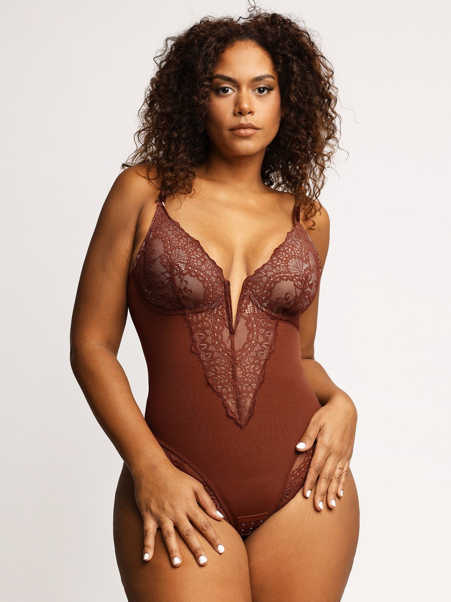 Kanten Deep-V Hals Bodysuits